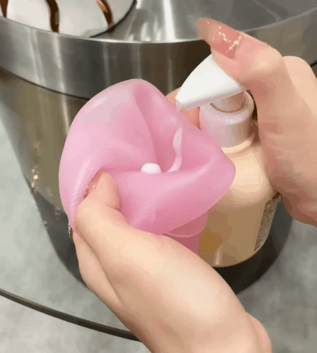 Anti Slip Silicone Moisturizing Socks